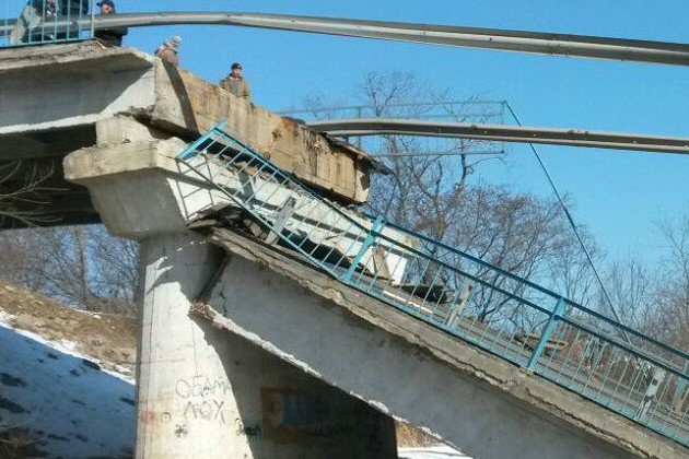 Выяснилась настоящие причины обрушения моста через реку Литовка в Приморье