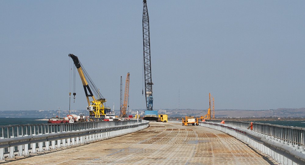 Министр транспорта Соколов назвал срок ввода моста через Керченский пролив