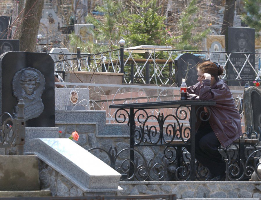 В Москве почти завершена реконструкция Востряковского кладбища