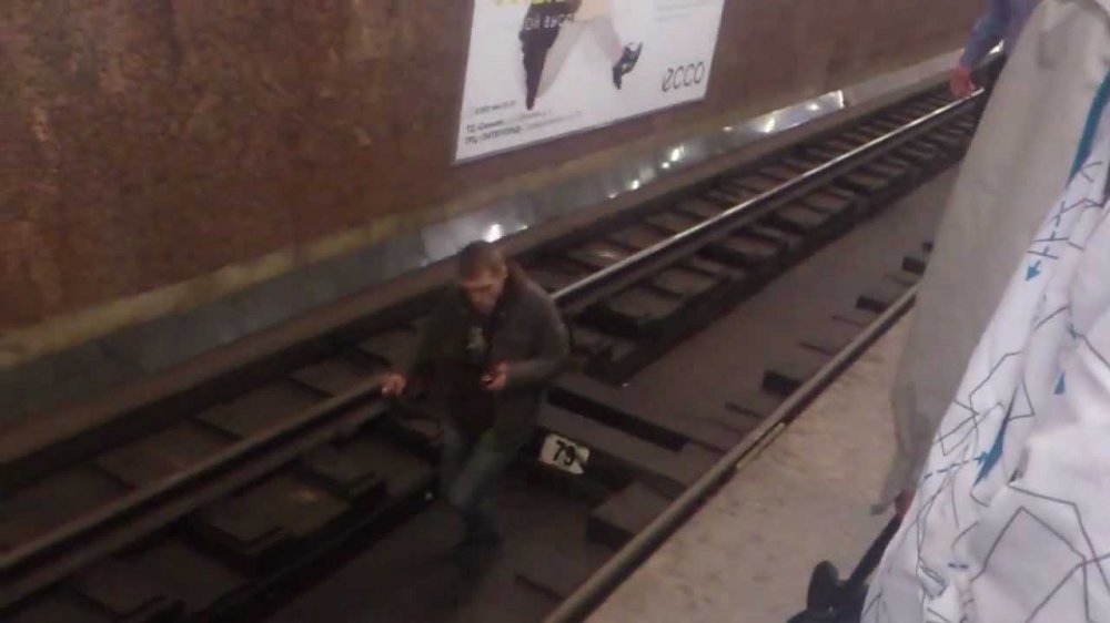 Подробности очередного страшного ЧП на «оранжевой» линии метро