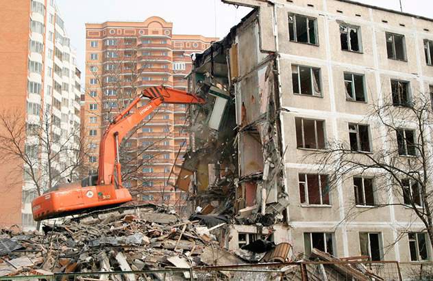 Сколько еще ветхих домов осталось снести в Москве