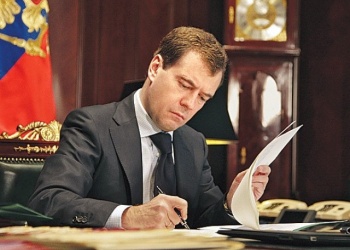 Дмитрий Медведев утвердил Стратегию развития промышленности строительных материалов