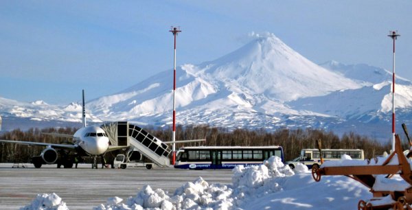 Новая взлетно-посадочная полоса аэропорта Елизово на Камчатке готова к вводу