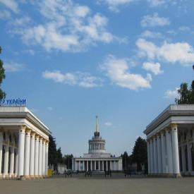 В Киеве разгораются дебаты вокруг строительства очередного торгового центра