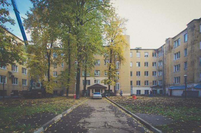 Собянин рассказал, попадут ли общежития в программу сноса пятиэтажек