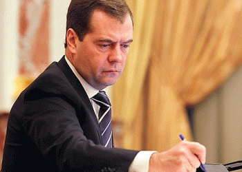 Дмитрий Медведев утвердил минимальные требования к членам СРО на особо опасных, технически сложных и уникальных объектах