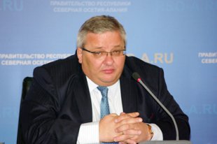 Первый замминистра здравоохранения КЧР Селиванов требует со СМИ 1,5 млн