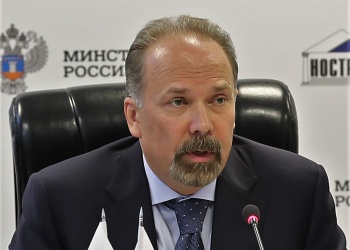 Михаил Мень призвал строительные организации ускорить подачу заявок в НРС