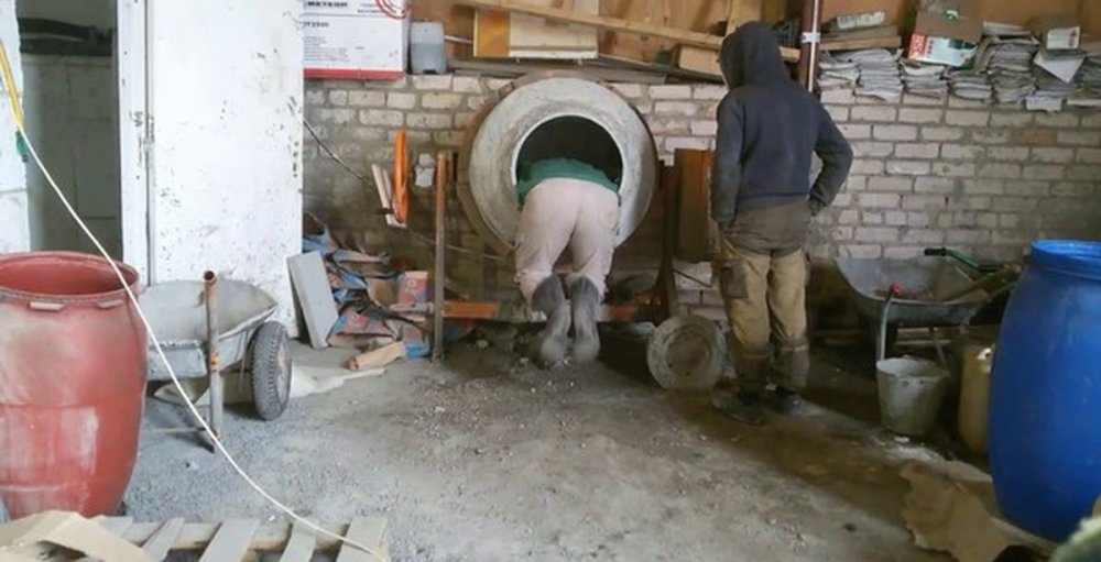 Жуткая гибель рабочего в бетономешалке на стройплощадке в Татарстане