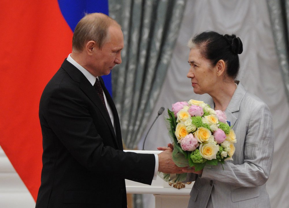 Какой оригинальный вопрос приготовила депутат Хованская для линии с Путиным