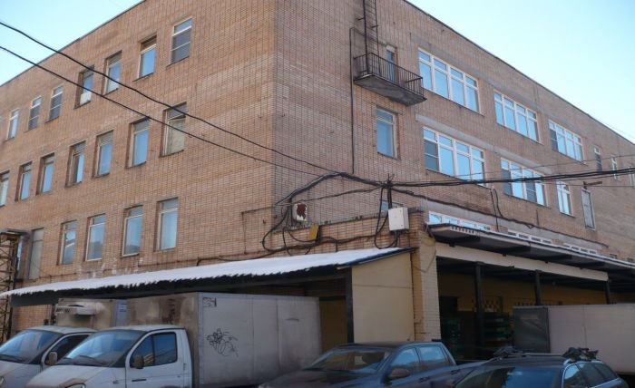 В Москве продается производственное здание с большим подземельем