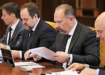Михаил Мень: Порядка 80 объектов социальной инфраструктуры будет построено по приоритетному проекту в этом году