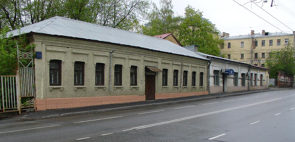 За сколько в Москве с аукциона продают удивительное здание 1890 года