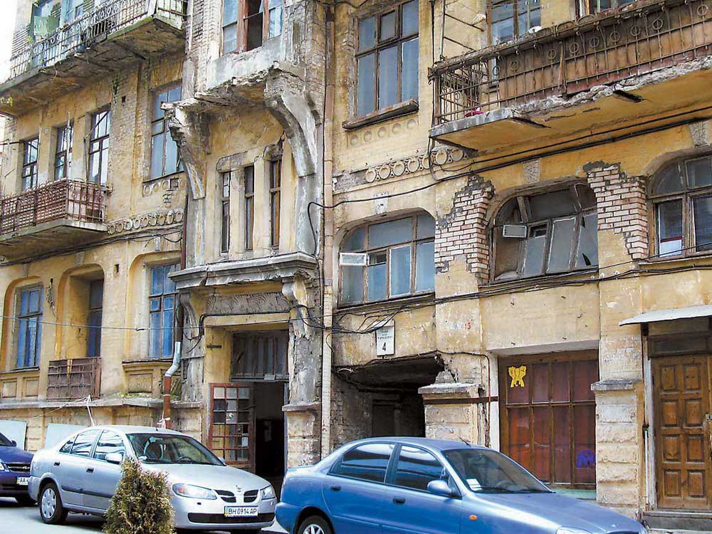 Какую категорию домов в Москве  решено исключить из программы реновации