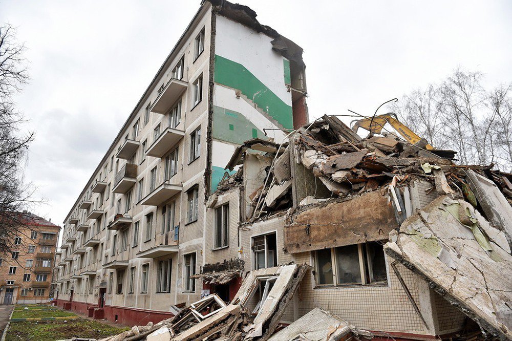 Сколько еще ветхих пятиэтажек осталось снести в Москве