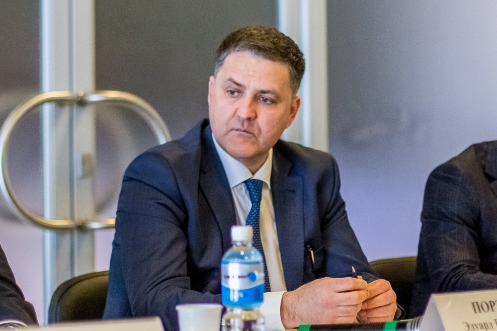 За что в Приморье уволили вице-губернатора по строительству Портнова