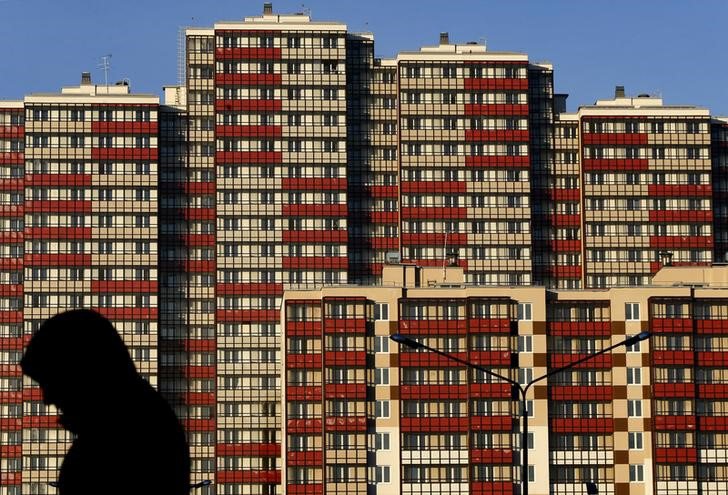 Как реально в этом году в России сократился ввод жилья