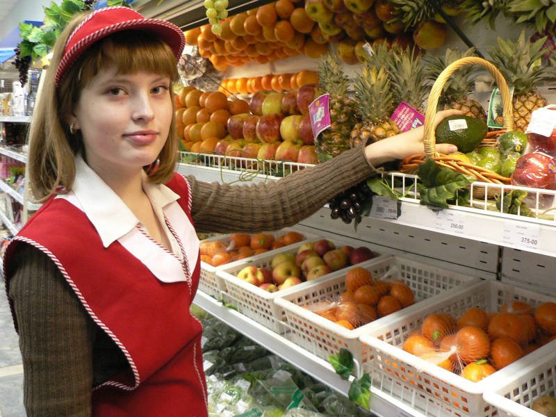 В Москве с аукциона продают право торговли продтоварами в 22 павильонах