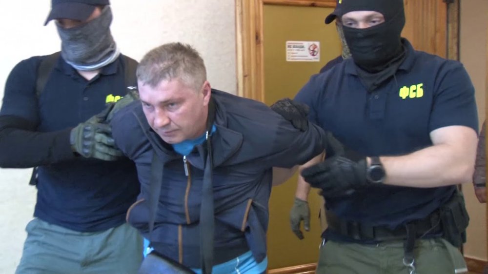 За что реально  в Златоусте ФСБ задержан вице-мэр по строительству Арслангареев