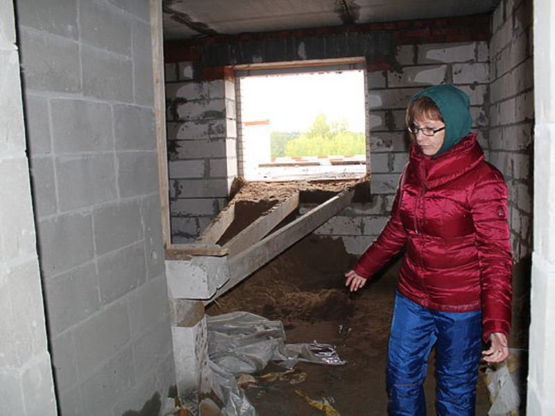 Власти Ямала приняли в эксплуатацию недостроенную многоэтажку