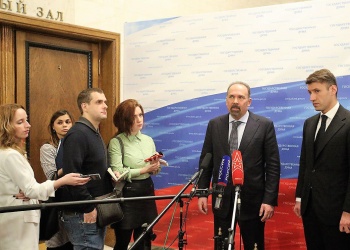 Михаил Мень: Дольщики 140 проблемных объектов получили в прошлом году возможность въехать в новое жильё