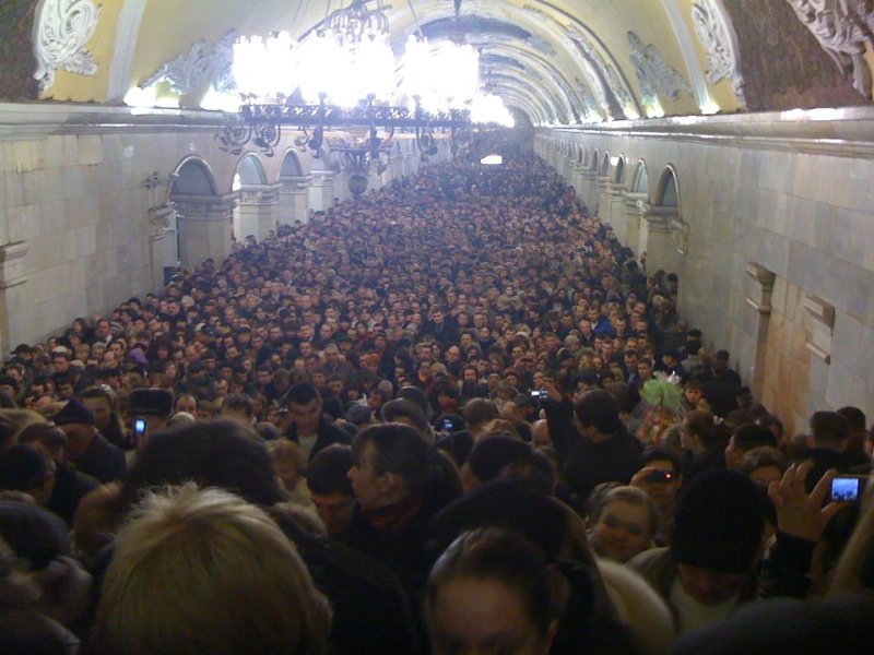 Из-за чего произошла давка на фиолетовой ветке московской подземки