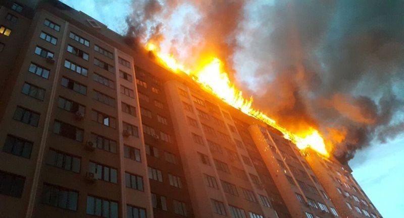 Что заставило людей срочно спасаться из дома на западе Москвы