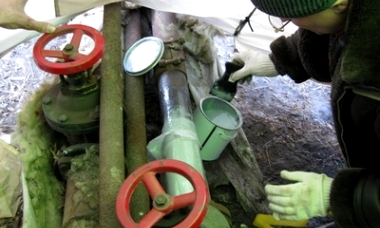 Теперь «Примтеплоэнерго» использует инновационный материал для ремонта труб